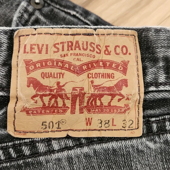 Levi's 501 Button Fly Black Denim Jeans waist 38 length 32 - Picture 3 of 7